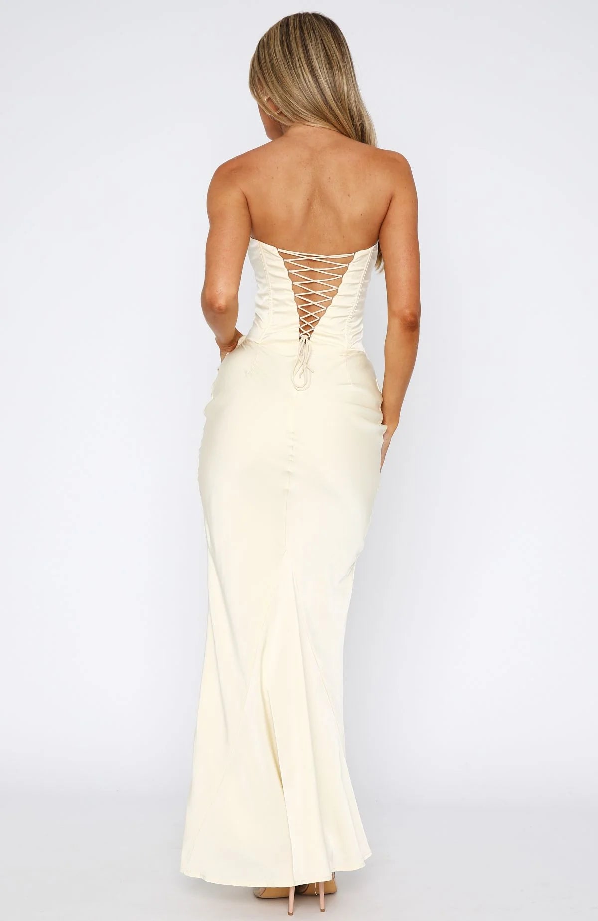 White Fox – Love This Feeling Maxi Dress (Butter, M)