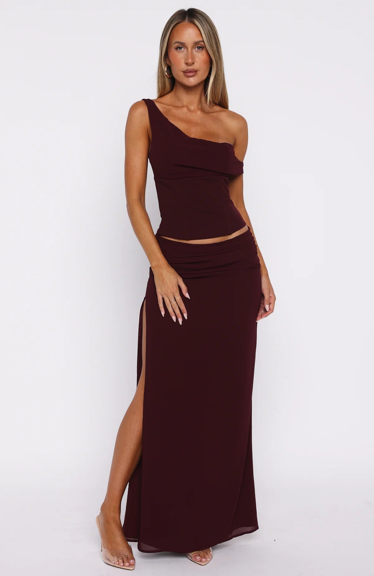 White Fox – Unavailable Energy Maxi Dress (Burgundy, M)