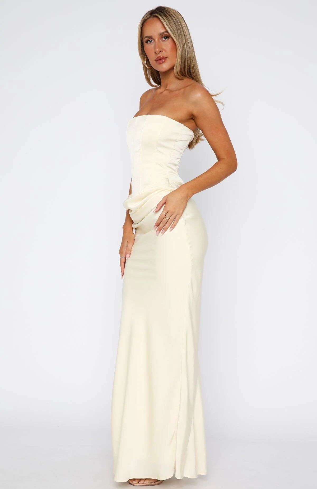 White Fox – Love This Feeling Maxi Dress (Butter, M)